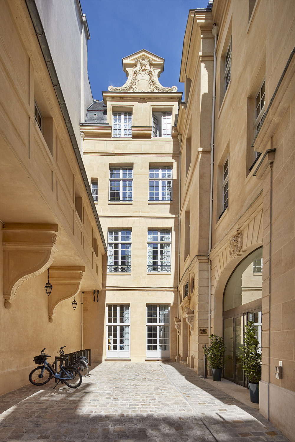 ODA_HTP_ENTREE_COUR